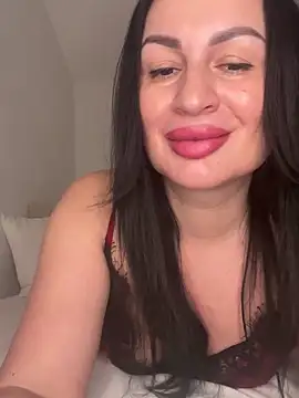 Helena7077 online show from 02/18/26, 11:44