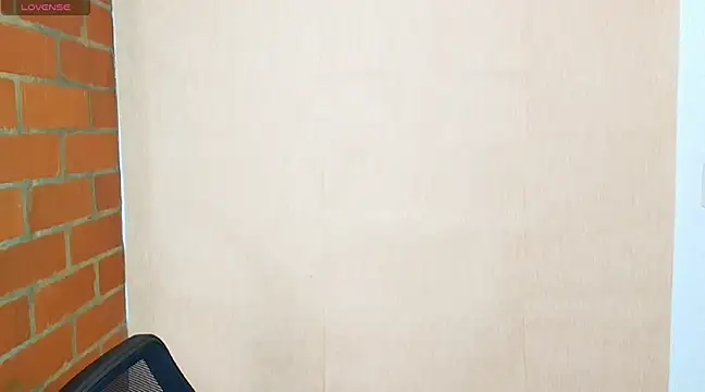 Leandro valenzuela online show from 02/28/25, 02:09