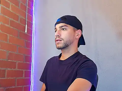 Leandro valenzuela online show from 11/11/25, 03:56