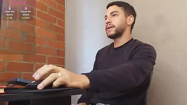 Leandro valenzuela online show from 05/12/26, 02:03