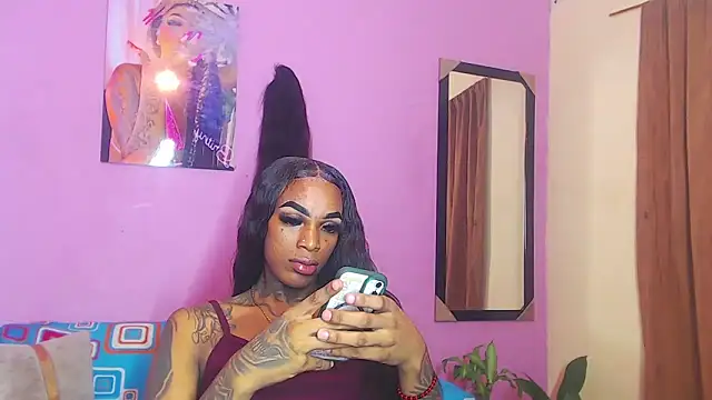 Snapshot of badgirls_cx chatting on 10/22/25, 06:13 badgirls cx online show from 10/22/25, 06:13