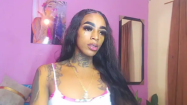 Snapshot of badgirls_cx chatting on 10/31/25, 11:28 badgirls cx online show from 10/31/25, 11:28