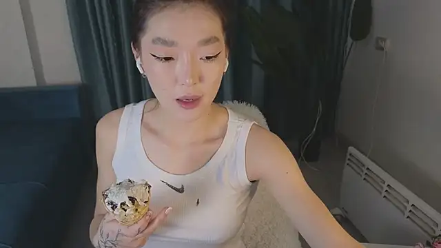 AudreyMell online show from 03/05/25, 02:45