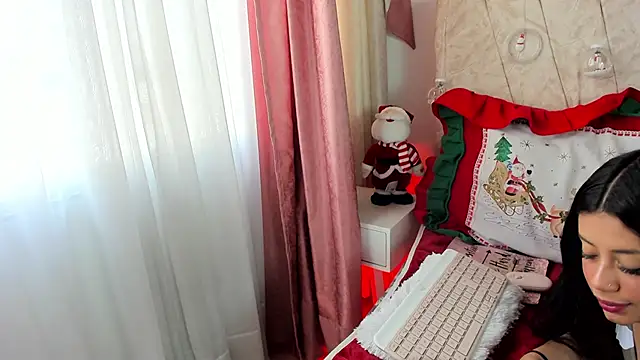 ElaaPerez online show from 12/20/24, 03:00