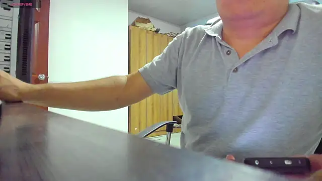 Jhonatan Morales S online show from 12/21/24, 02:52