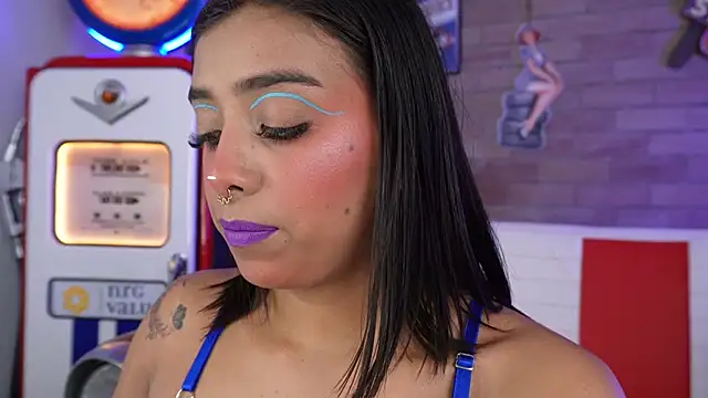 Snapshot of miss_collins chatting on 02/11/26, 06:24 miss collins online show from 02/11/26, 06:24