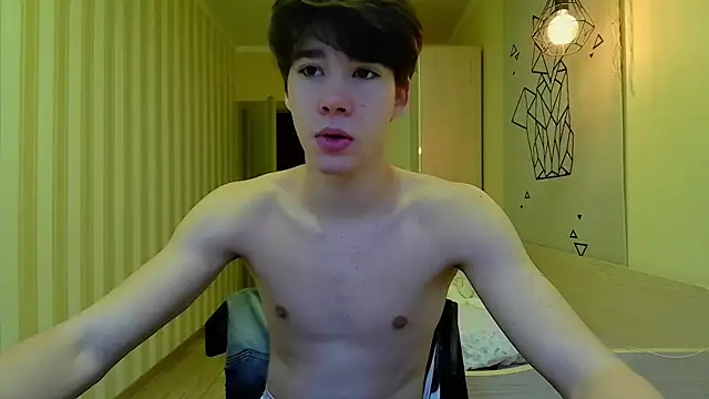 Snapshot of gayGamogey chatting on 12/12/24, 12:01 gayGamogey online show from 12/12/24, 12:01