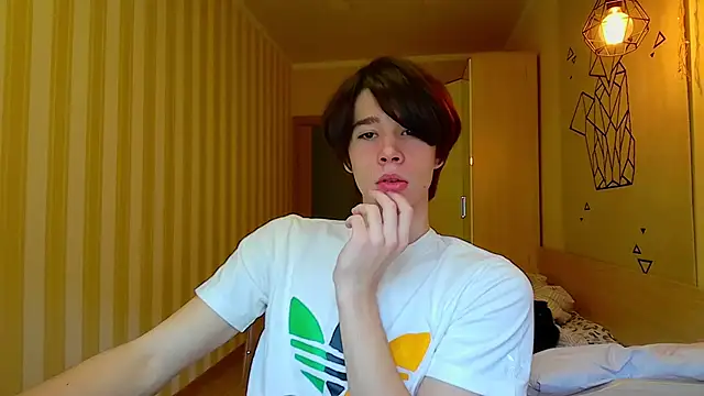 Snapshot of gayGamogey chatting on 03/02/25, 01:27 gayGamogey online show from 03/02/25, 01:27