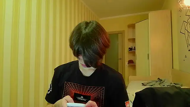 Snapshot of gayGamogey chatting on 03/20/25, 07:25 gayGamogey online show from 03/20/25, 07:25