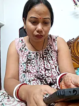 DREAM GIRL-30 online show from 03/06/25, 01:48