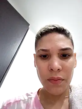 Charlee pink online show from 12/14/24, 10:28