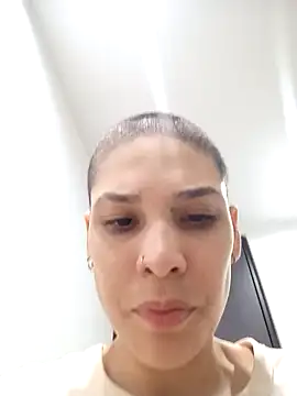 Charlee pink online show from 12/24/24, 02:54