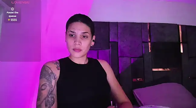 Charlee pink online show from 02/13/25, 03:07