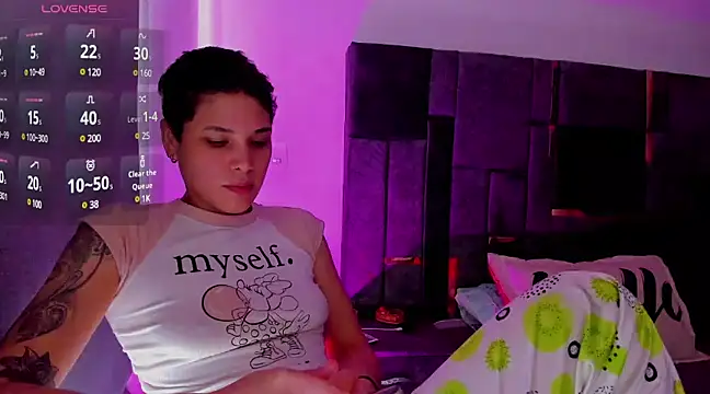 Charlee pink online show from 03/21/25, 04:40