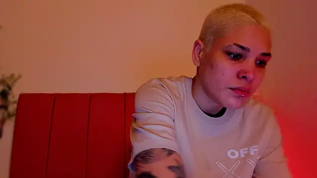 Charlee pink online show from 01/18/26, 06:23