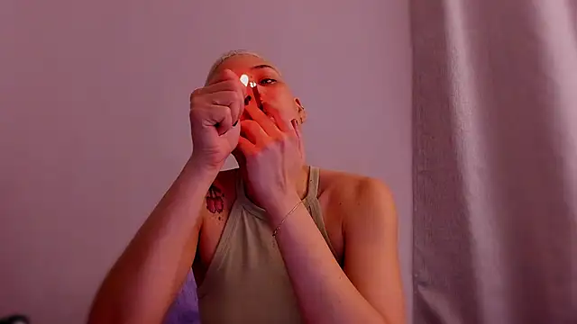 Charlee pink online show from 02/17/26, 02:41