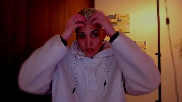 Charlee pink online show from 03/09/26, 07:01