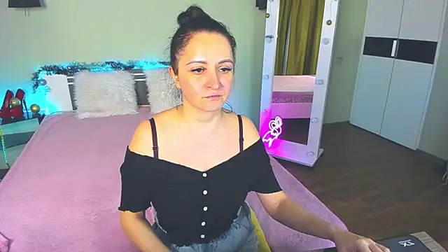 AngellLika online show from 12/15/24, 04:59