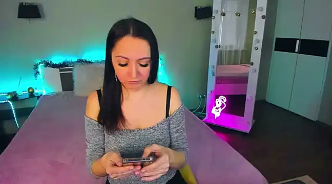 AngellLika online show from 01/06/25, 07:09