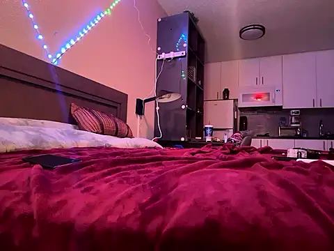 ChillzPnp online show from 03/20/25, 02:40