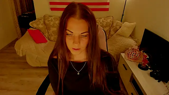 Snapshot of masha19981 chatting on 11/19/25, 09:15 masha19981 online show from 11/19/25, 09:15