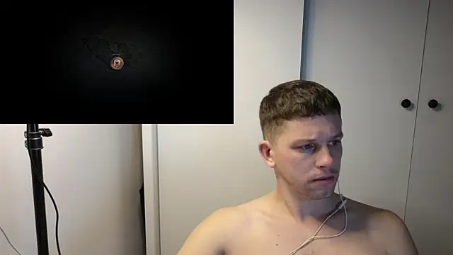 BigL0ve online show from 12/04/25, 02:59