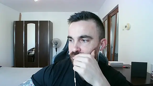 Snapshot of mu5clemania2 chatting on 01/16/26, 07:34 mu5clemania2 online show from 01/16/26, 07:34