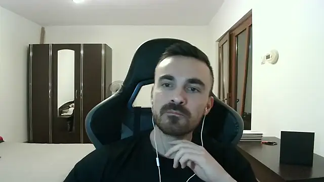 Snapshot of mu5clemania2 chatting on 01/16/26, 07:40 mu5clemania2 online show from 01/16/26, 07:40