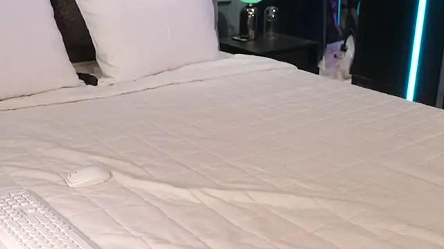 Ami Katana online show from 02/18/25, 03:21