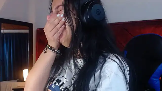 Julietacollins06 online show from 03/19/26, 01:48