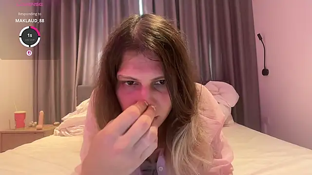 Alice Pinkhead online show from 01/10/26, 07:54