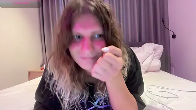 Alice Pinkhead online show from 02/05/26, 07:46