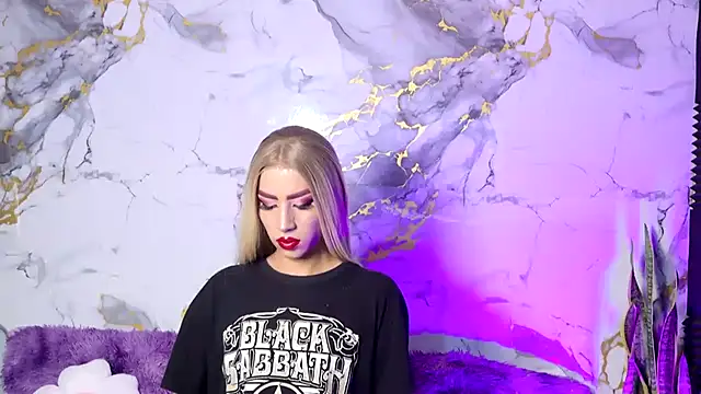 BrianaSchafer online show from 03/25/26, 07:09