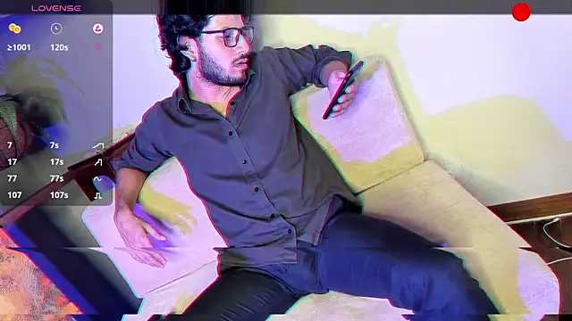 Nicholasrodrii online show from 12/15/24, 01:46