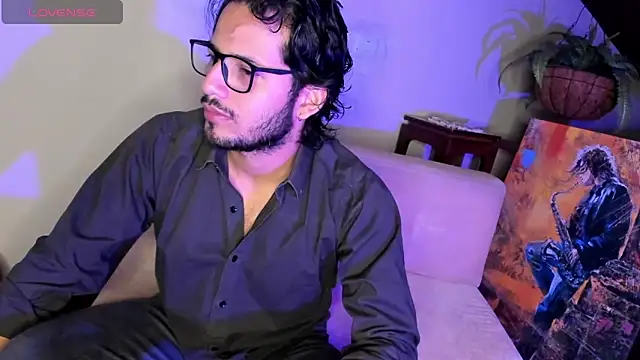 Nicholasrodrii online show from 01/15/25, 09:56