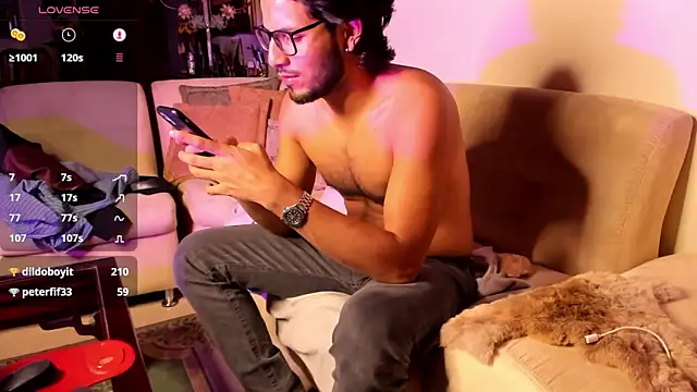 Nicholasrodrii online show from 01/22/25, 04:13