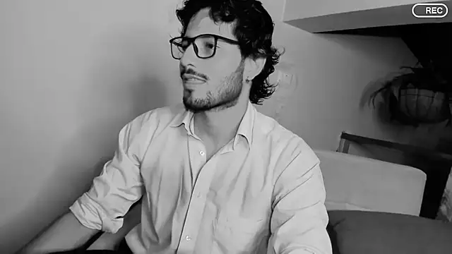 Nicholasrodrii online show from 03/20/25, 10:51