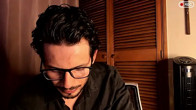 Nicholasrodrii online show from 09/08/25, 11:37