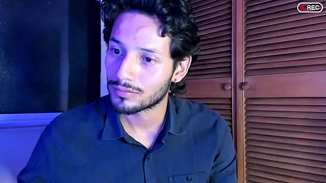 Nicholasrodrii online show from 09/16/25, 12:11