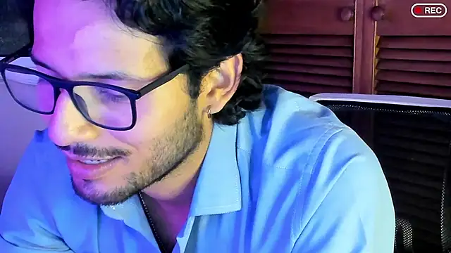 Nicholasrodrii online show from 09/21/25, 12:34