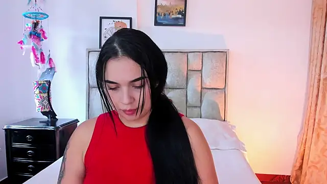 brianaGuzman online show from 04/15/26, 06:15