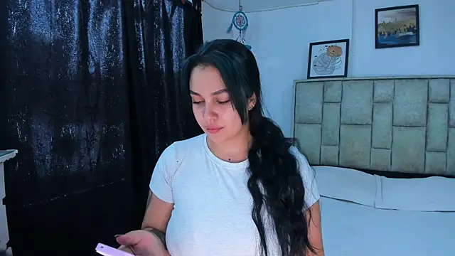 brianaGuzman online show from 05/30/26, 04:15