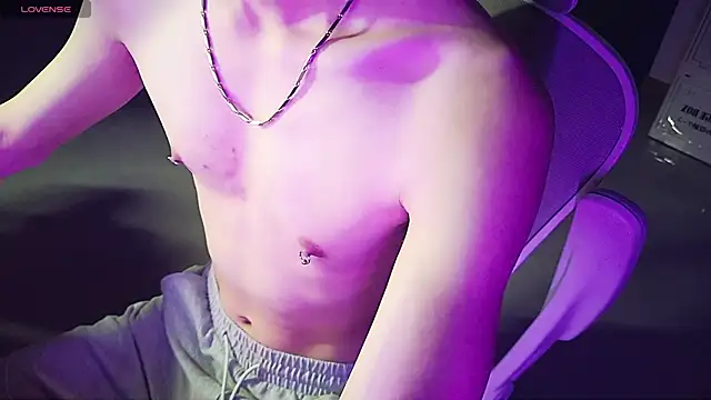 FEIYU001 online show from 01/26/25, 02:41