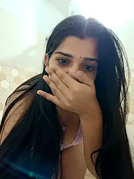 aaliya bhattt online show from 12/31/24, 11:31