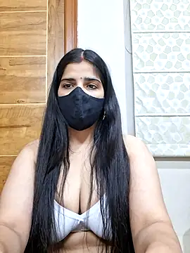 aaliya bhattt online show from 10/29/25, 02:41