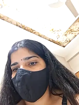 aaliya bhattt online show from 04/06/26, 03:24