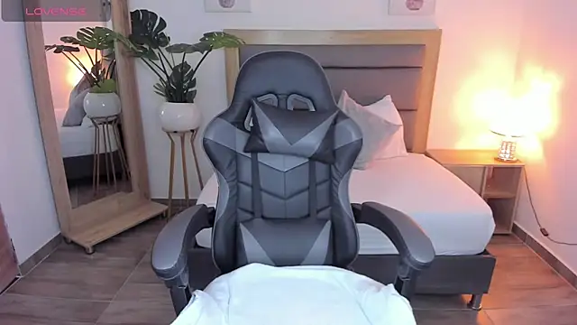 Snapshot of irantzu_hank chatting on 01/29/25, 12:24 irantzu hank online show from 01/29/25, 12:24