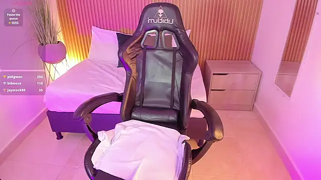 Snapshot of irantzu_hank chatting on 02/06/25, 10:32 irantzu hank online show from 02/06/25, 10:32