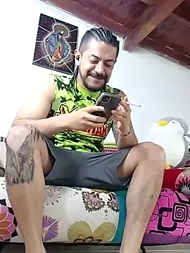 AndresSmith   online show from 02/18/25, 01:00