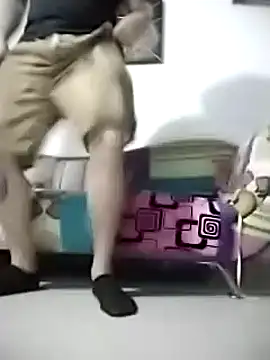 AndresSmith   online show from 03/04/25, 08:46